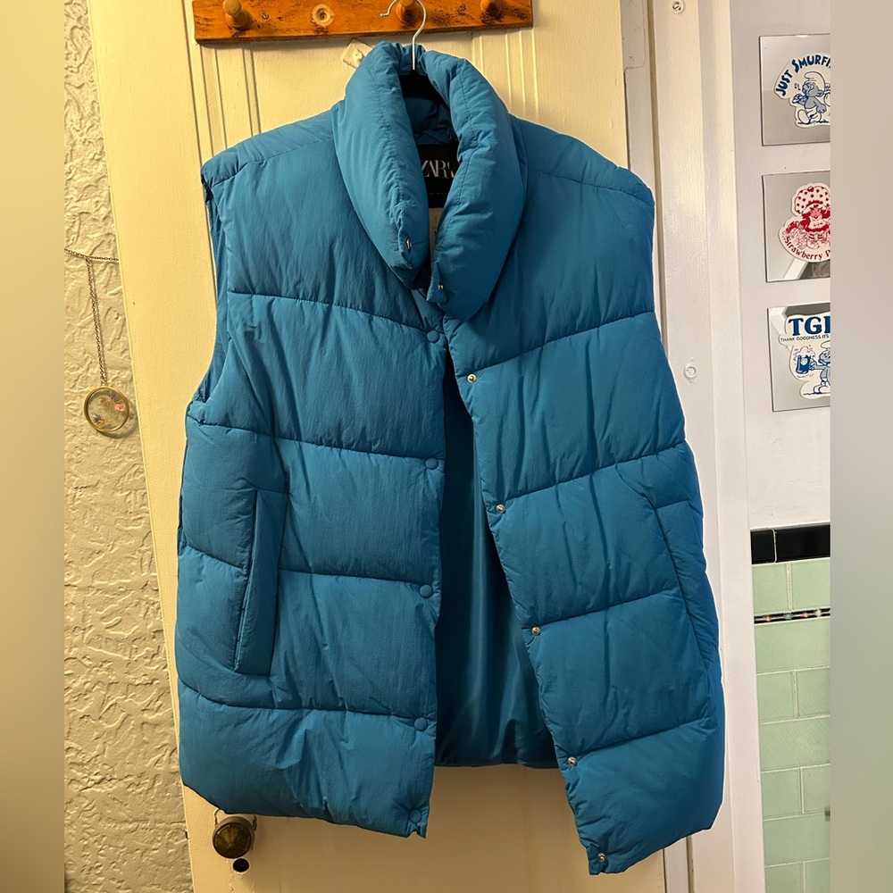 NWT Zara blue puffer vest